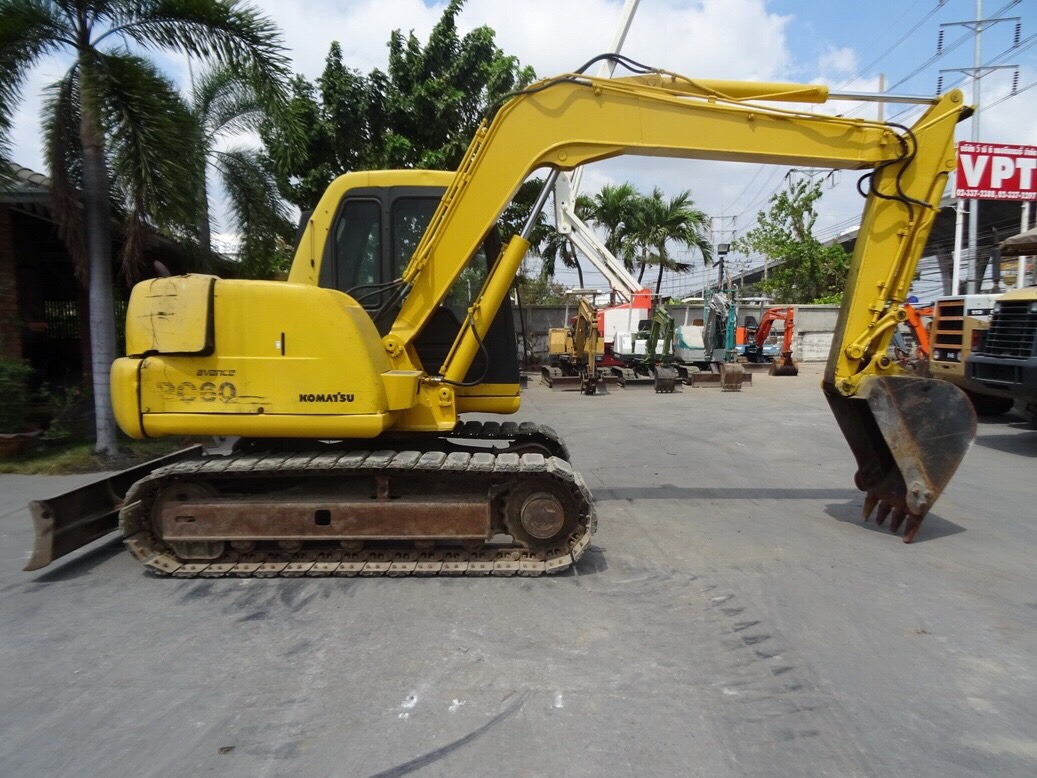 Kobelco SK135SR-1E