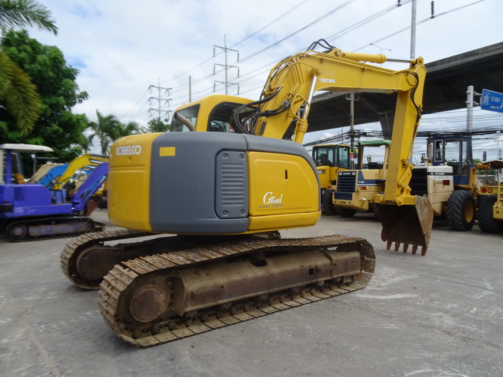 Kobelco SK135SR-1E