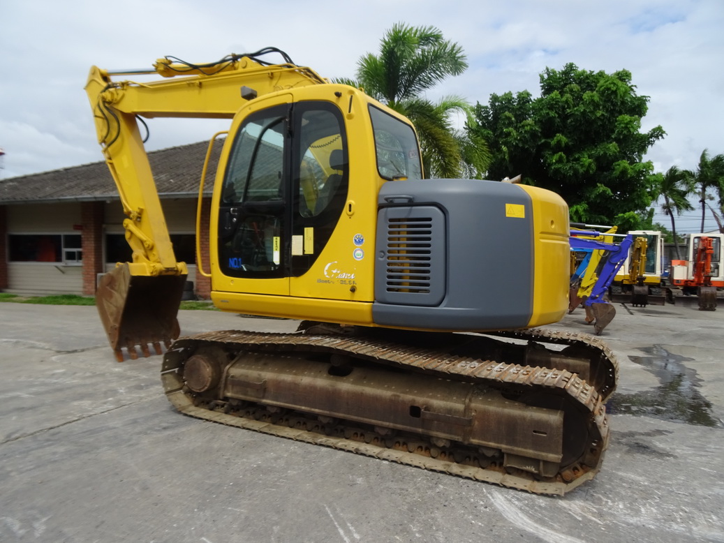 Kobelco SK135SR-1E