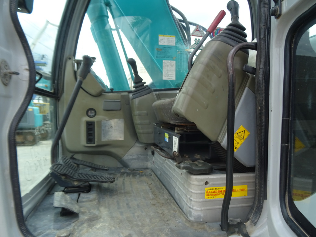 Kobelco SK135SR-1E