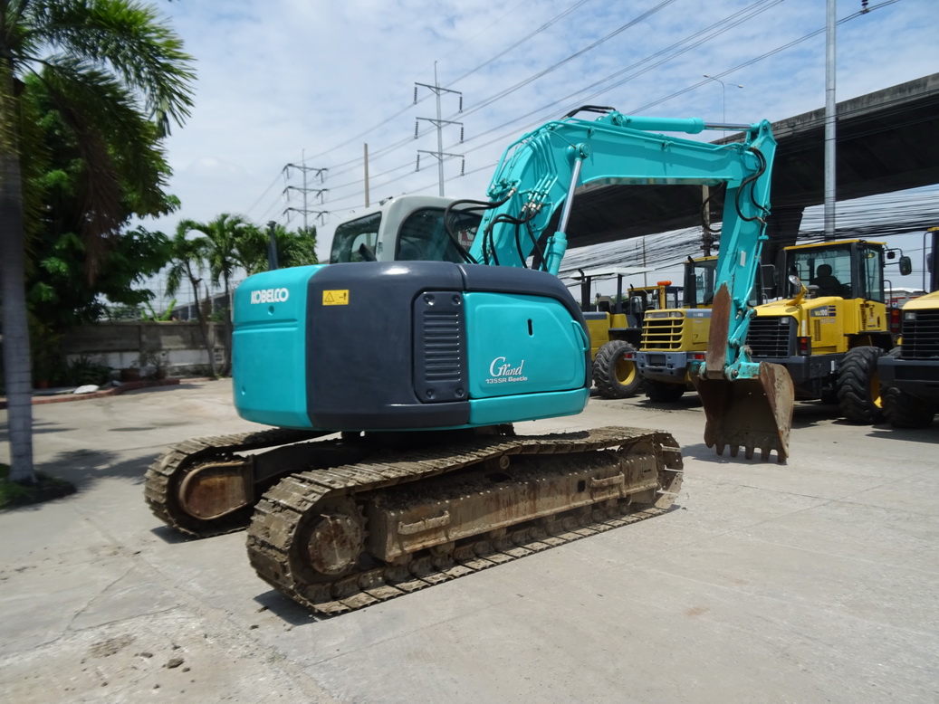 Kobelco SK135SR-1E