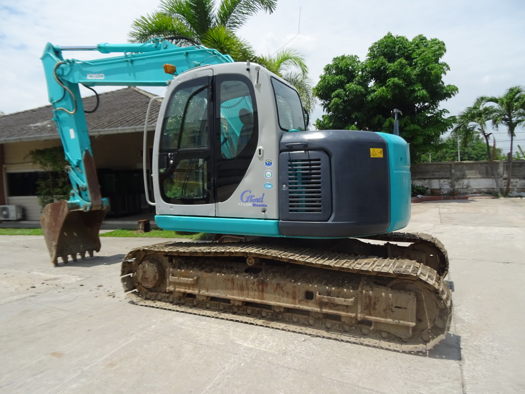 Kobelco SK135SR-1E