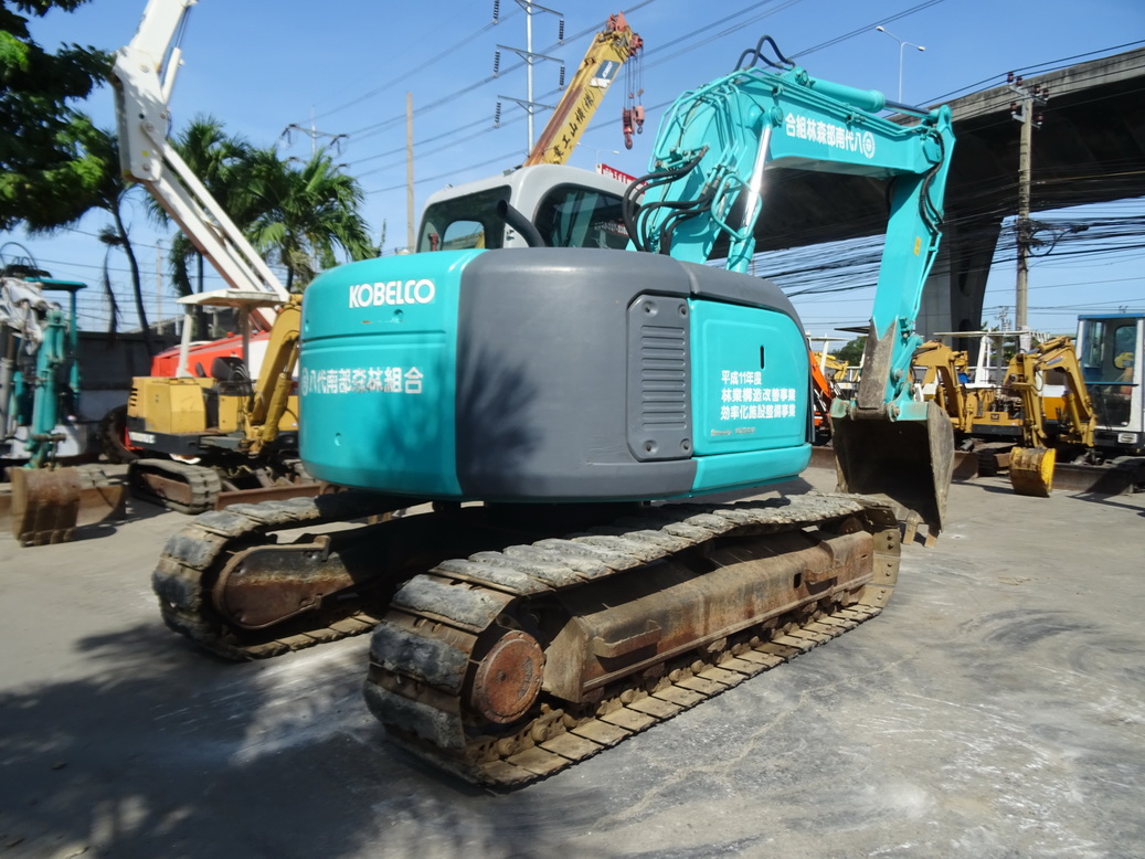 Kobelco SK135SR-1E