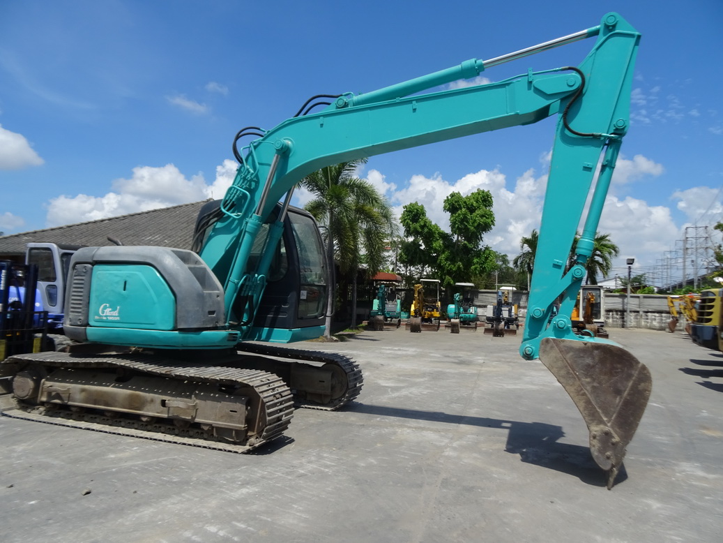 Kobelco SK135SR-1E