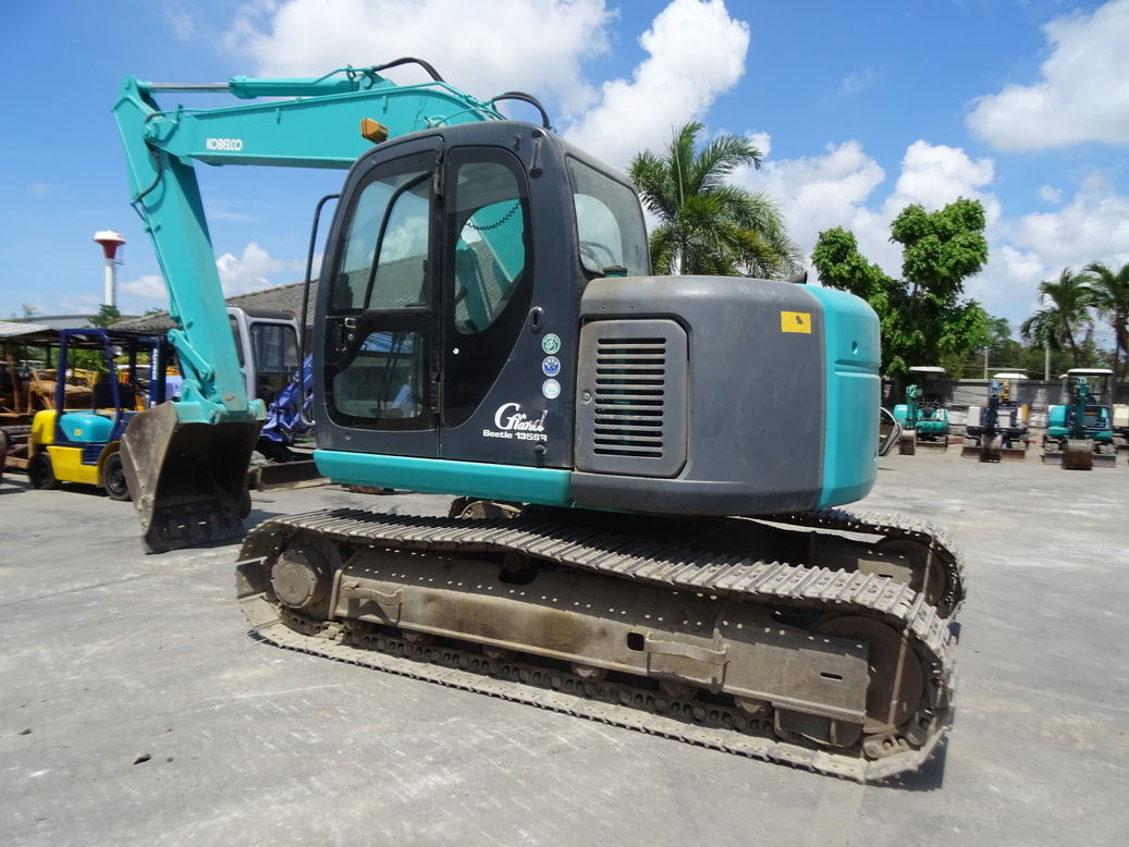 Kobelco SK135SR-1E