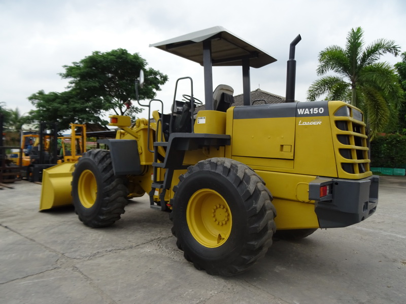 Komatsu WA150-3